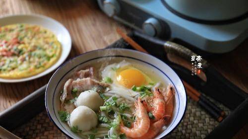 面的|用半个小时,做出最好吃最营养的早餐,一份煎蛋一碗面,真满足