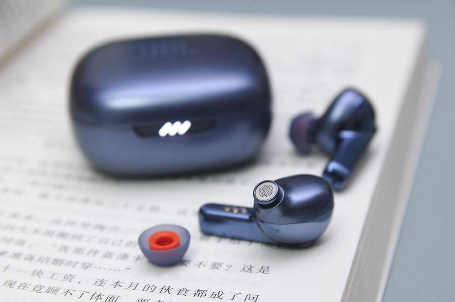 方面|新“静”界,亲测JBL LIVE PRO+特别版真无线耳机,ANC降噪接近领域天花板