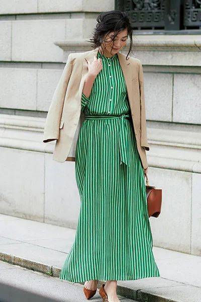 设计 秋天外套里面穿什么?这4种经典内搭让你一直美下去！