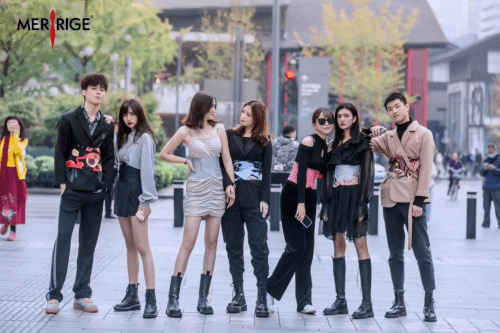 身材 国庆出游上镜必备的心机单品，你还不快来get这件美人计！