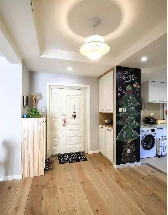 入户玄关隔断为什么一般不做到顶 9854131fec73425099502611a72e98ce.jpeg