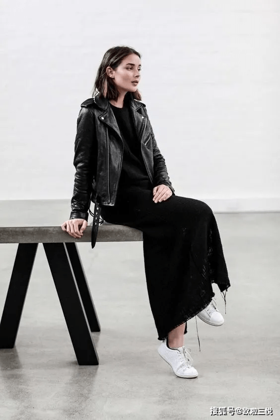 黑色 悦穿搭：全身黑色搭配，照样美又气质
