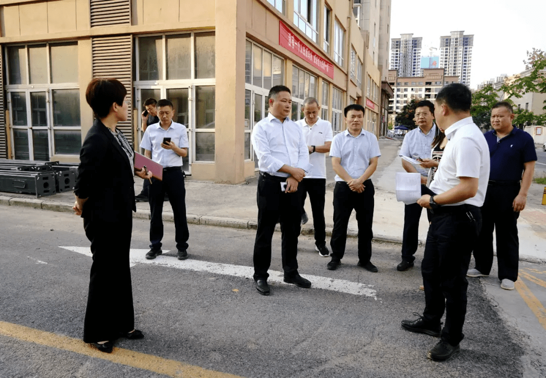 李勇督导检查安置区建设进展情况