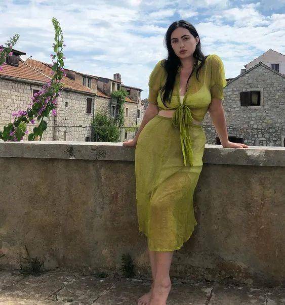 姐妹 做完这个超准的测试才发现，我二十年来都穿错裙子了……