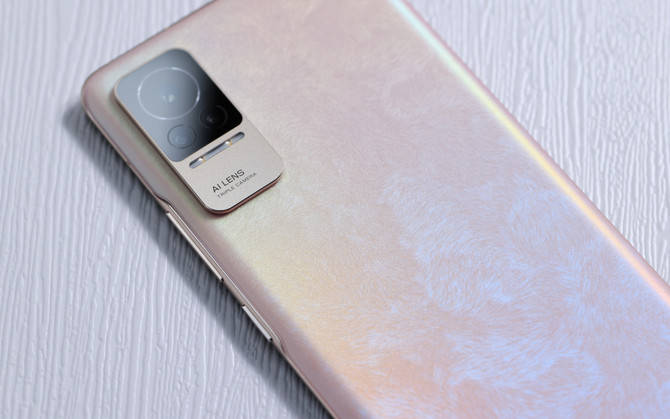 --Xiaomi|颠覆认知的极致轻薄美学设计 小米 CIvi 评测