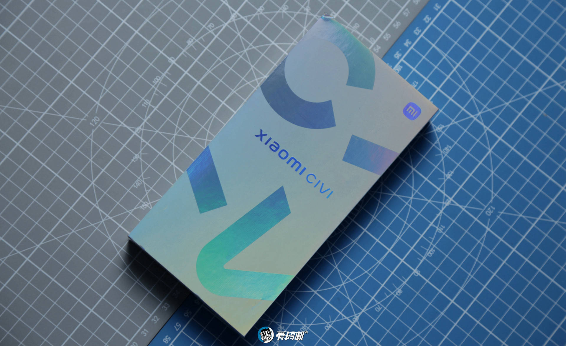 nit|小米Civi评测：我差点就恋爱了