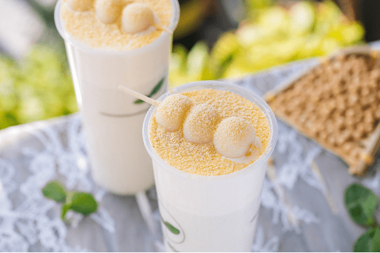 自制白玉豆乳奶盖,丸子蘸着黄豆粉吃,一口就沦陷其中