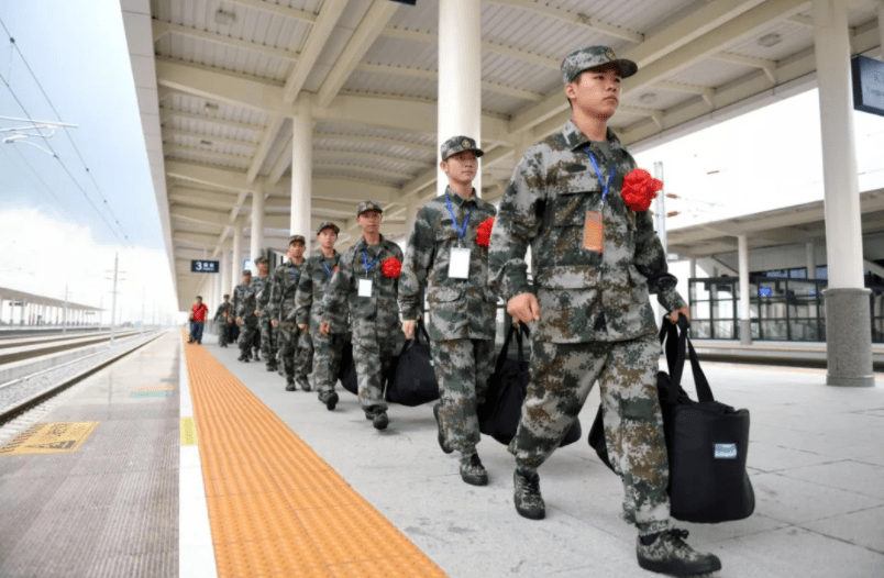 什么条件可以办理参军入伍 a3f2f42d11914644a24eabd59f655eed.png