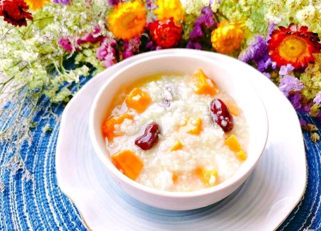 美食|红薯配小米,轻松解决一家人的早餐问题,健康营养又美味