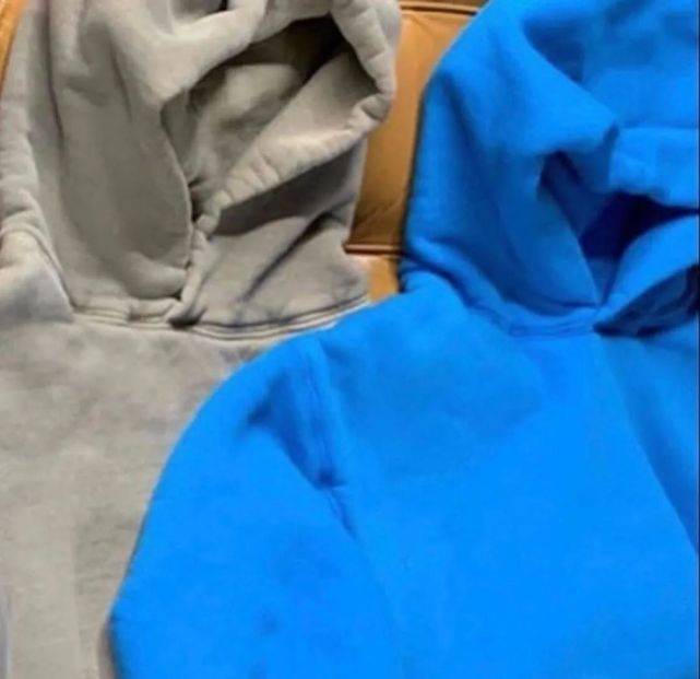 官网 手慢无！Yeezy x GAP联名"初代卫衣"被抢到断码？