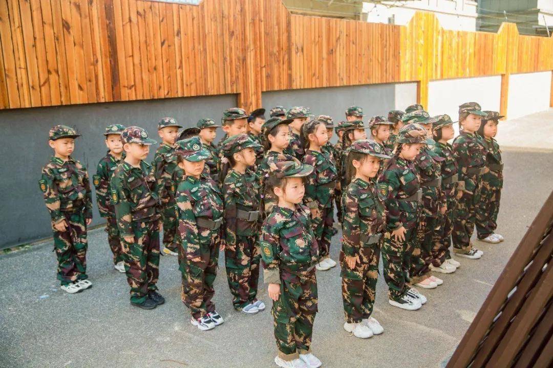 童心向軍 爭做標兵 | 諾亞舟慶安小牛津幼兒園國防教育專題活動