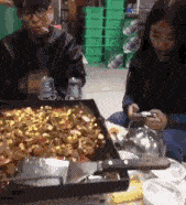 爆笑gif圖：現在農村結婚，沒點酒量媳婦都娶不到 搞笑整蠱 第5张