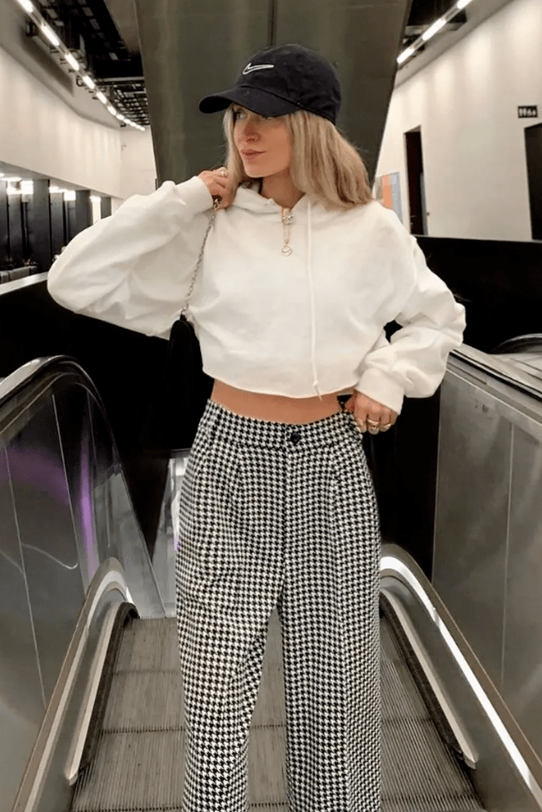 经典 卫衣+阔腿裤，今秋最舒适时髦的搭配！