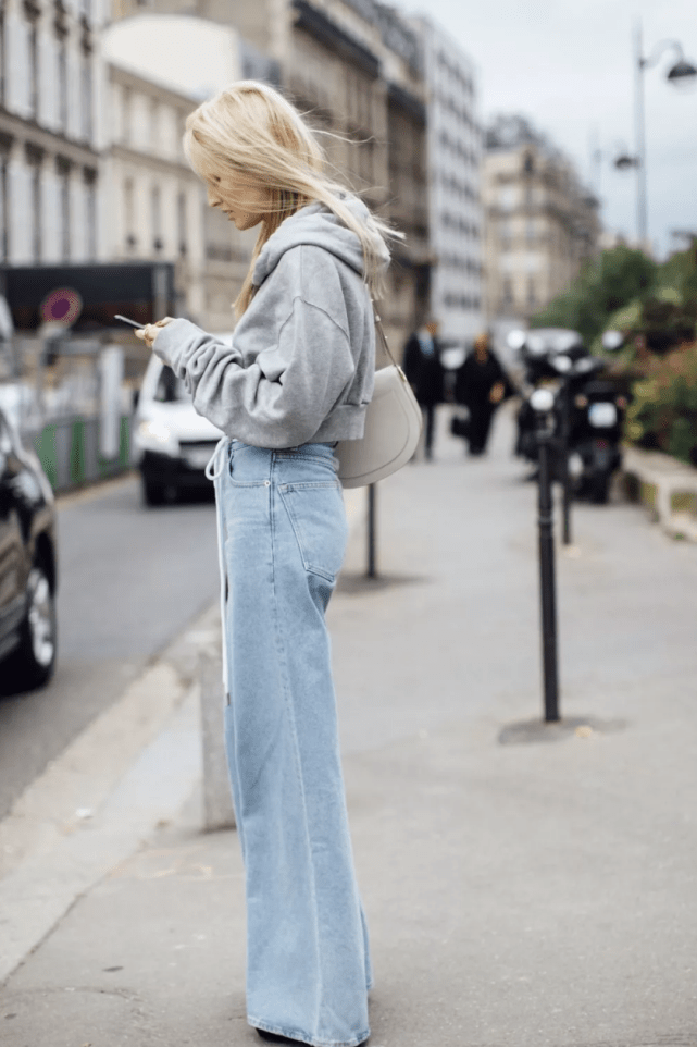 经典 卫衣+阔腿裤，今秋最舒适时髦的搭配！