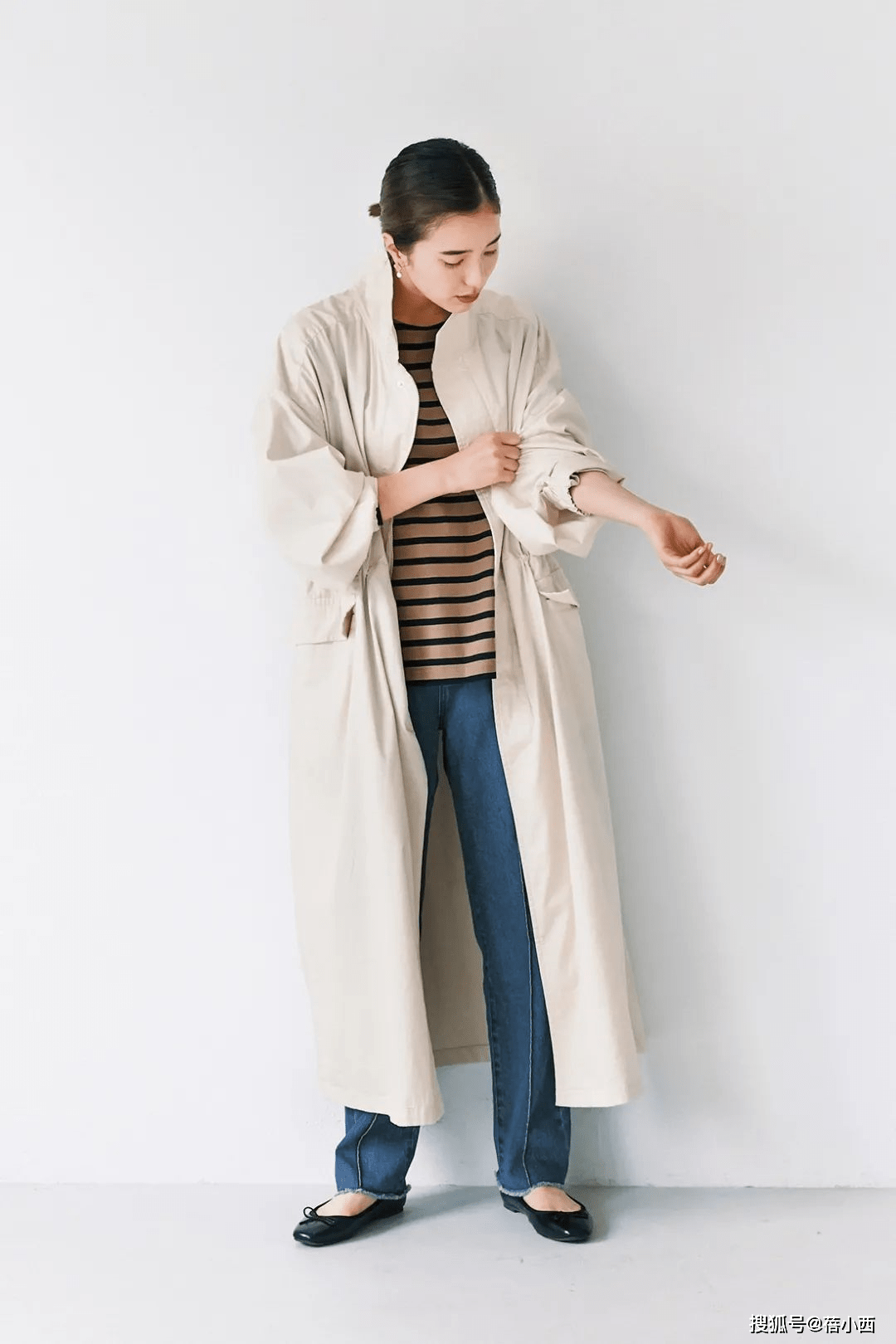 浅棕色 精致优雅的日系穿搭，慵懒中又不乏时尚感，30岁的女性必须学一下