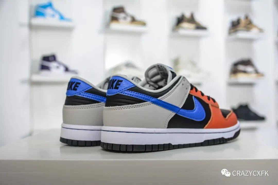 蓝灰 NBA纽约尼克斯队联名耐克 Nike Dunk EMB 75th Anniversary 橙蓝灰运动鞋