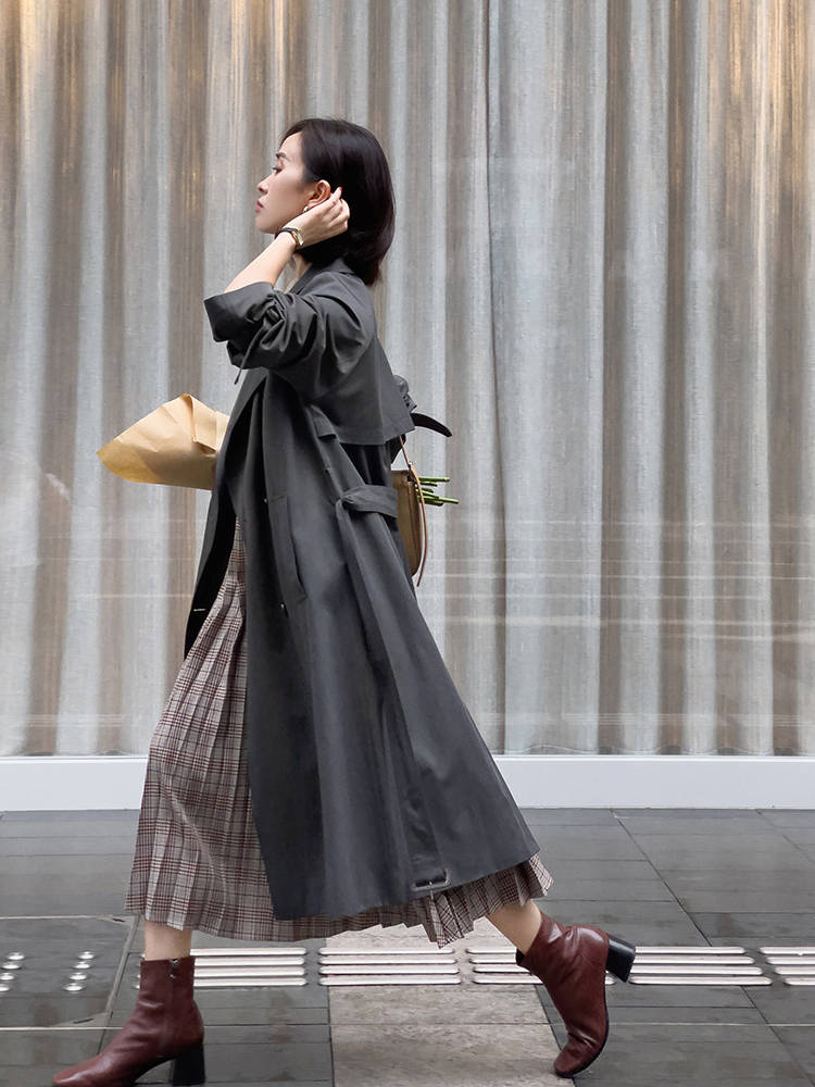 小个子 今年秋天，会穿搭的女生少不了这些单品，时髦精致又百搭