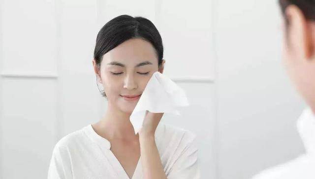 人群硫磺皂的功效你知道多少？油性皮肤可以每天用硫磺皂洗脸吗？