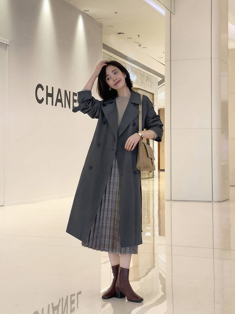 小个子 今年秋天,会穿搭的女生少不了这些单品,时髦精致又百搭