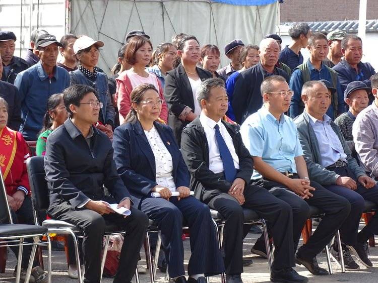 灵丘县东河南镇召开最美乡村人物表彰会