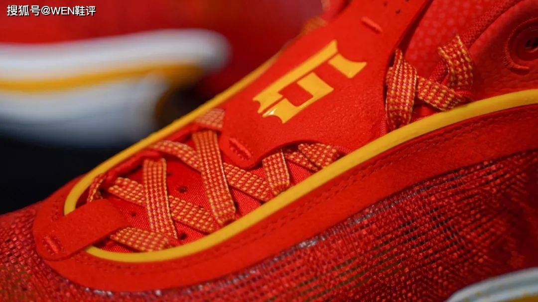 旗舰 黔驴技穷？连旗舰都不上心的AJ36有啥亮点？