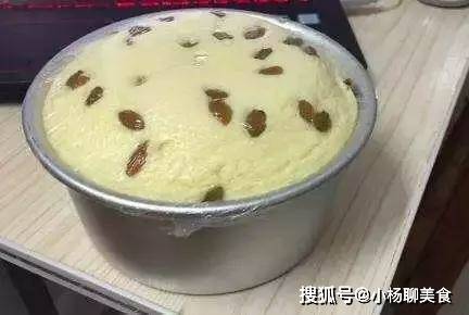 做法|一盒牛奶，2个鸡蛋，不用烤箱，不用电饭锅，简单蒸一蒸，馋住嘴