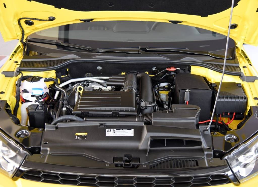 0t低功率三款发动机,最大输出分别为122,160,211马力,前者只能说够用