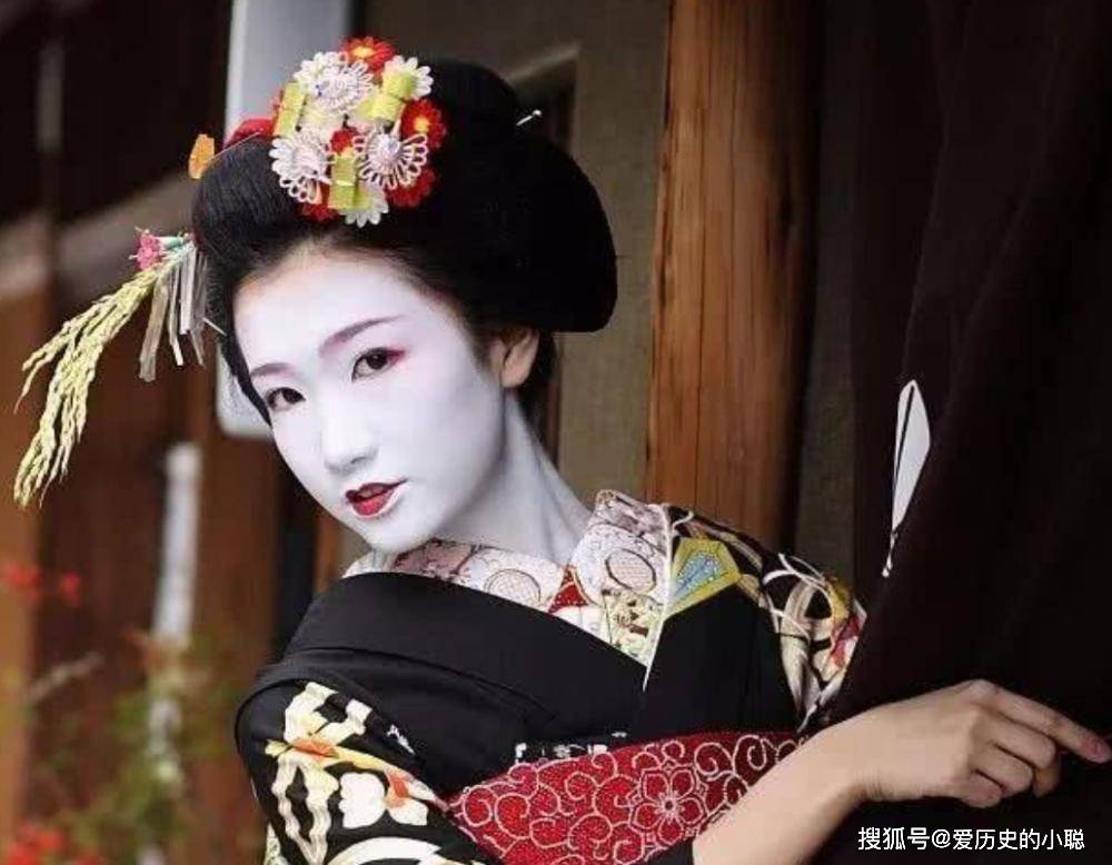 日本古典三美人都是谁 其中一位被称为 灾星 36岁嫁给老头 阿市 日本古典三美人都是谁 其中一位被称为 灾星 36岁嫁给老头 阿市