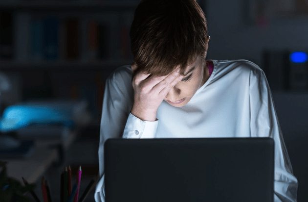 生活|肝毒“缠身”如何恢复？每天坚持“2动一吃”，肝脏或会干净如初