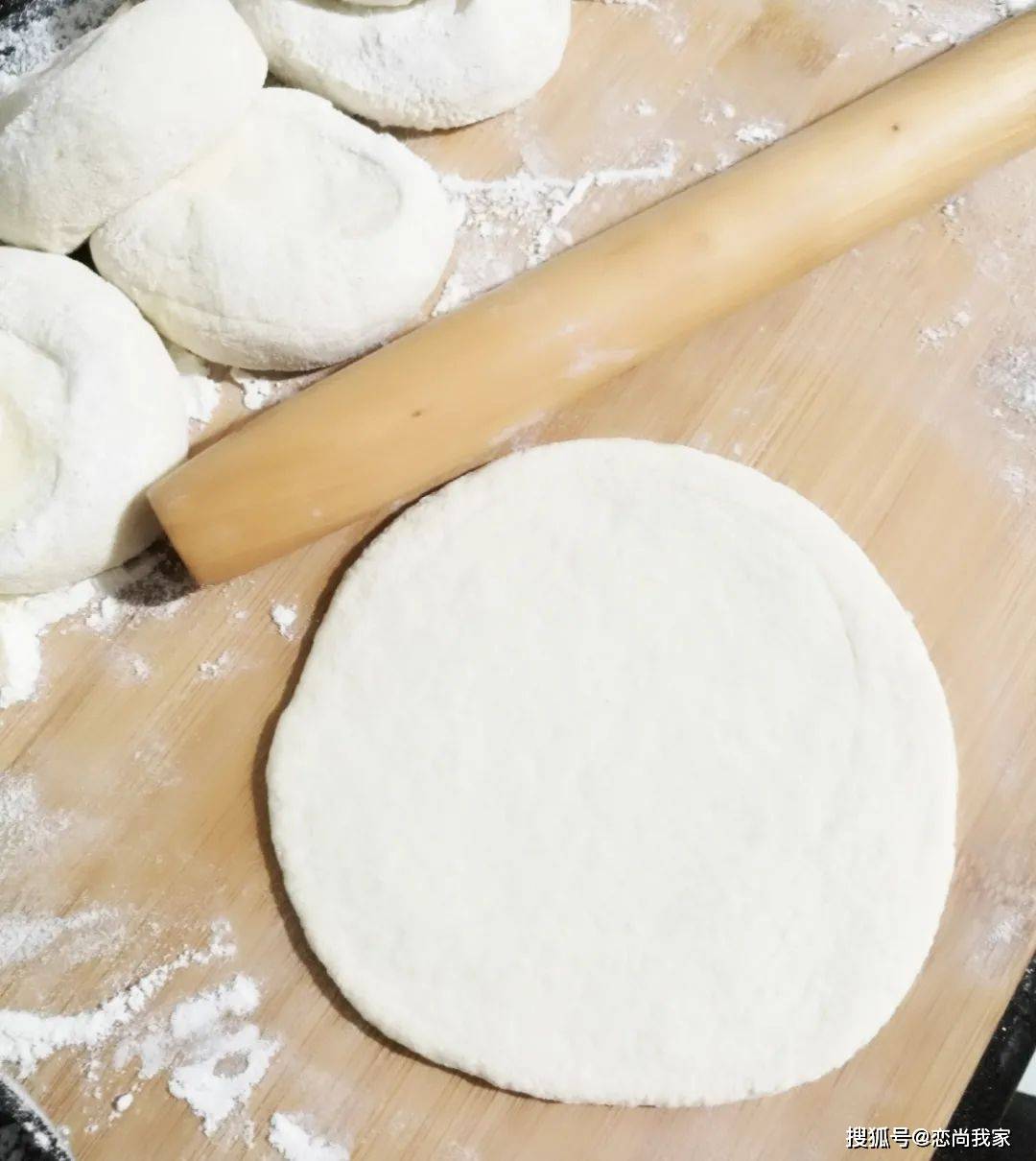 关键|早餐给孩子做荷叶包,给肉包子都不换,关键是夹的馅料满口留香!