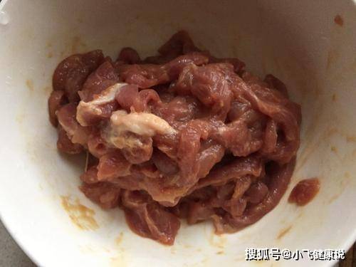 怎样炒肉丝不粘锅视频 cd1de126dde5412cb9aacd23a49ea599.jpeg
