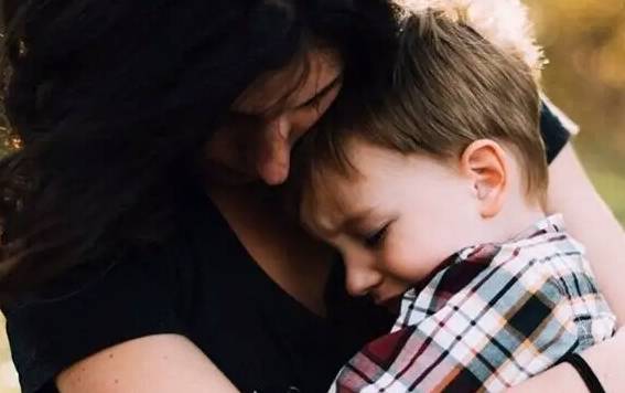 家长|孩子从回家后若有这些反应，很可能在幼儿园过得不好，家长别大意