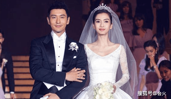 babybaby黄晓明游玩被偷拍！素颜出镜遮挡严实，身形消瘦撑不满紧身裤