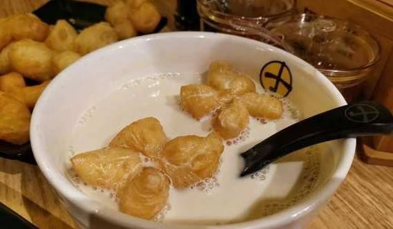 做法|打豆浆时，黄豆泡好直接打就错了，学会正确做法，豆浆更香浓