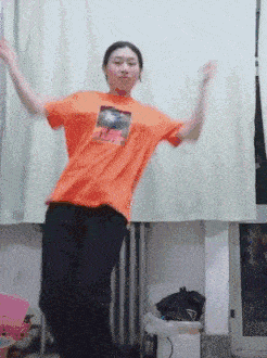 開心一刻：婚檢，主治代夫是未來岳母，冷冷的說：臭小子… 搞笑整蠱 第3张