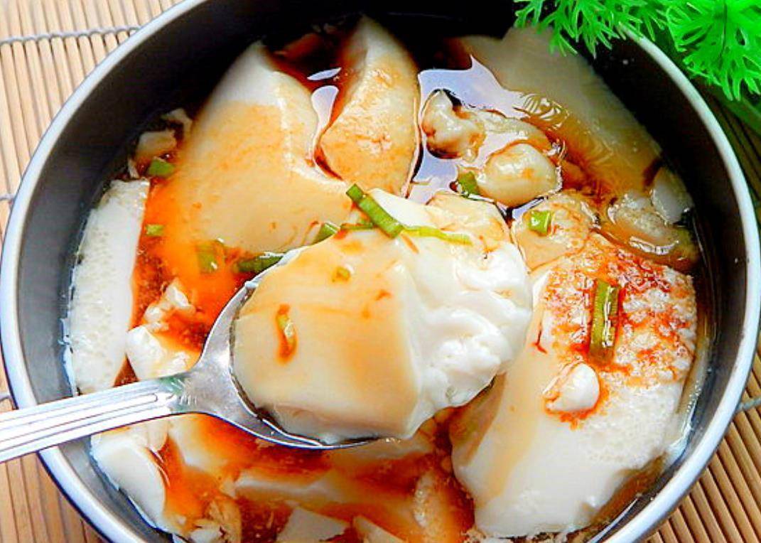 做法|豆浆加它搅一搅，做成滑嫩好吃豆腐脑，搞定一顿早餐就是这么简单