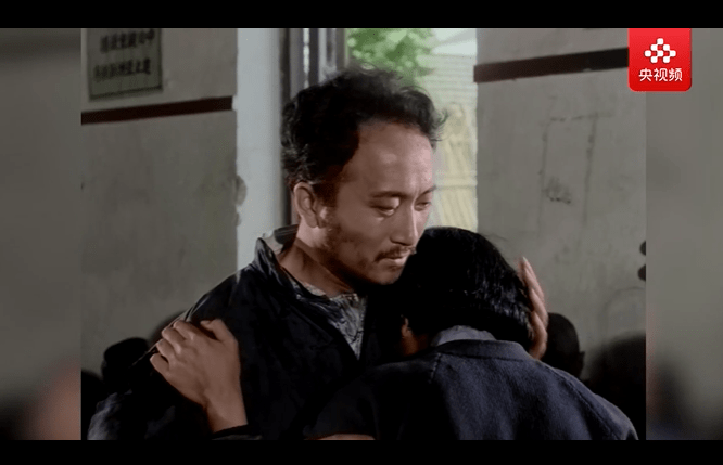 颜色|爱与信念永存，藏在《永不消逝的电波》里的红色爱情