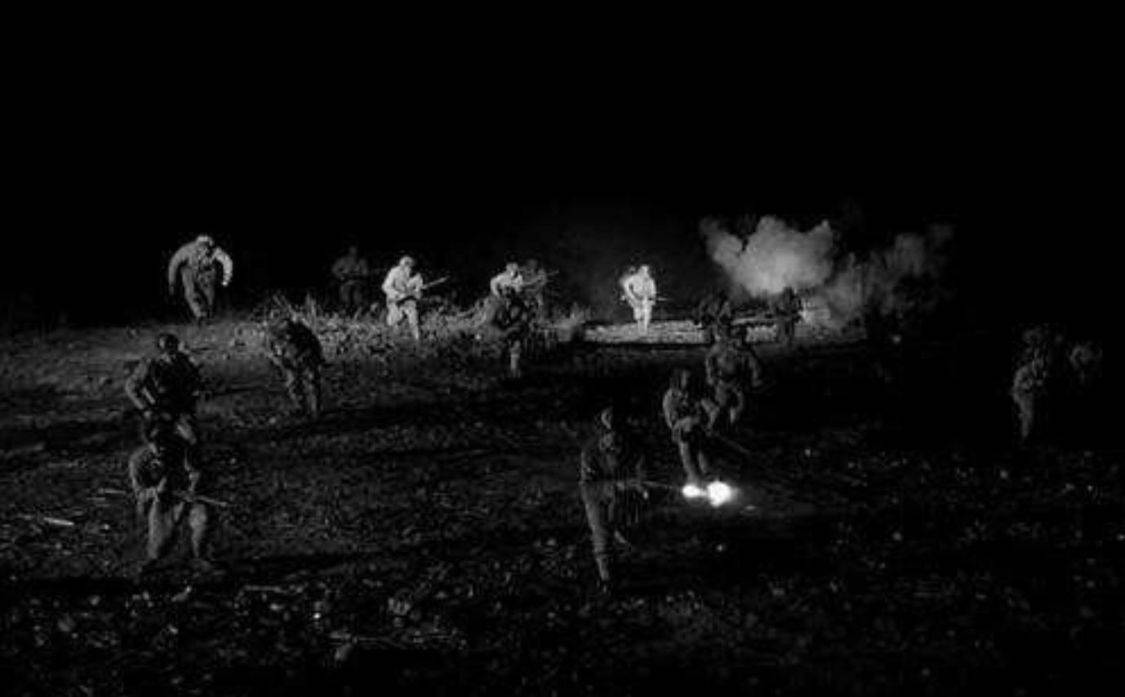 原创月亮是中国人的长津湖的黑夜让美军胆寒志愿军是步兵作战之王