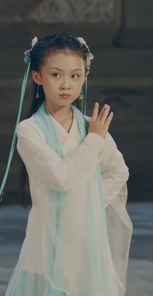 才艺|还记得《小戏骨红楼梦》里的林黛玉吗？她现在长这样