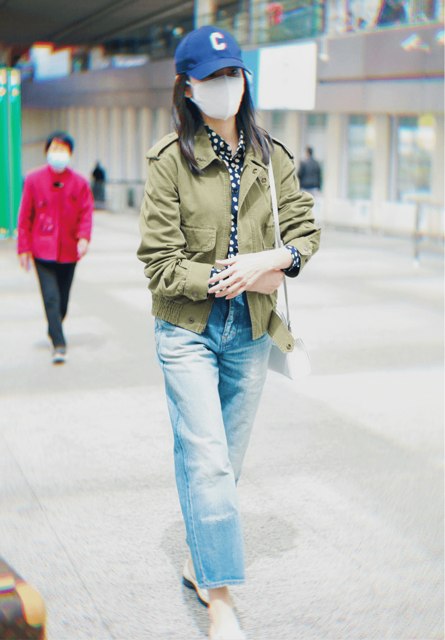 黑色 董洁日常穿搭太加分了，每一套着装都高级简约