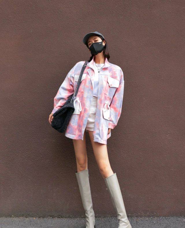 服装 谁说牛仔外套过时了？只要选对了服装款式，可以惊艳四座