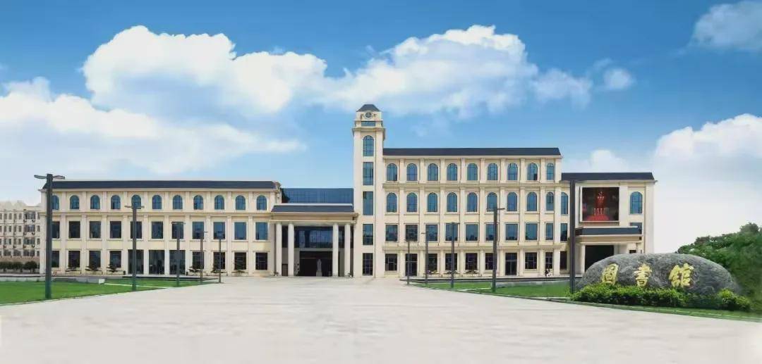 江西服装学院在有特色高水平民办大学的建设上行稳致远