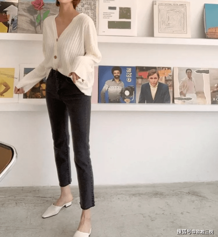 卫衣 今秋 5种小黑裤穿搭,让你秋冬更洋气~
