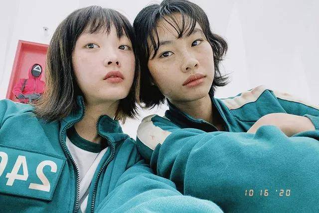 智英圈|ins一夜吸粉300W，27岁韩国“初恋脸”火出圈了！网友：我沦陷了