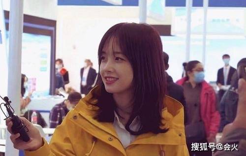 容貌王冰冰自曝有容貌焦虑！坦言自己对于外表不自信，曾被调侃脑袋大