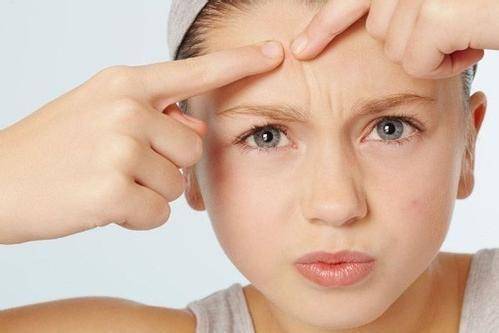 海带|肝脏不好,身体会出现“一处变臭、两处冒痘”,别再傻傻不知道了