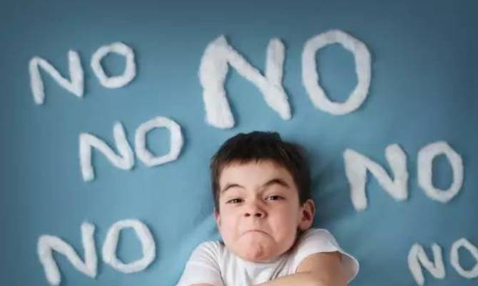 家长|孩子从来不在幼儿园大便，得知真相后，妈妈瞬间“红了眼”！