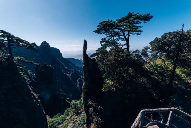 日月星辰|东海岸VS西海岸，十月金秋，三清山之巅看一场大自然的光影秀