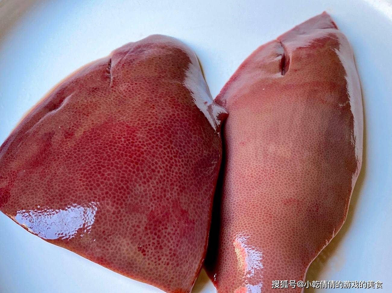 原创猪肝怎么炒才滑嫩大厨教你一招出锅不老不腥健康营养又美味