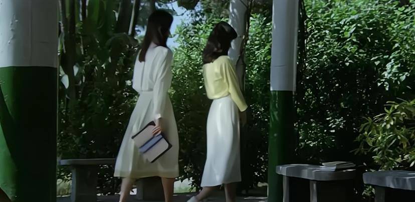 电影 林青霞年轻时有多时髦？40年前《金盏花》的时尚穿搭，美得不像话